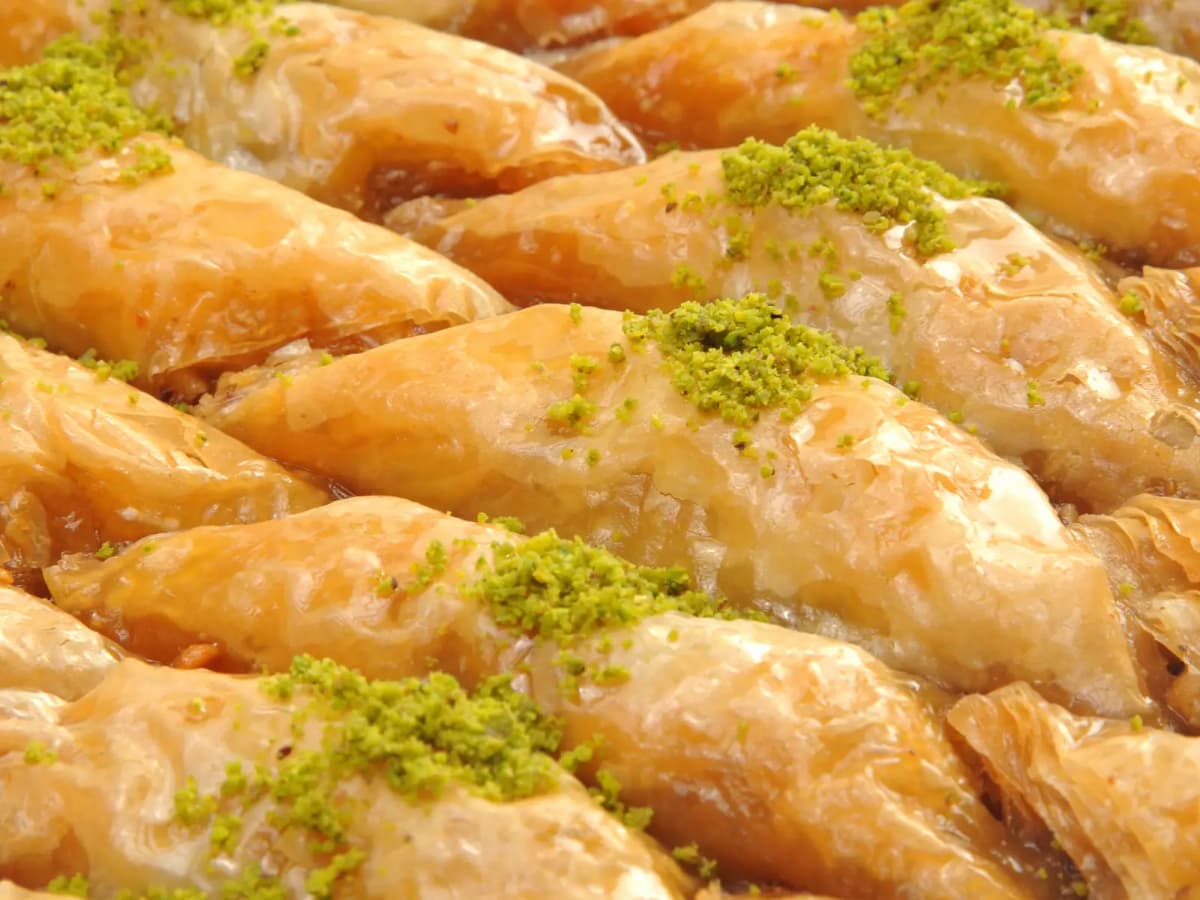 Пахлава шобиет с фисташкой